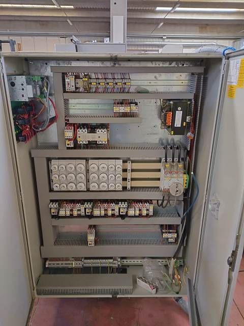 4PI602407-Caselli-Group-5-SPINDLES-MOULDER-PROFIMAT-P23E (2).jpeg